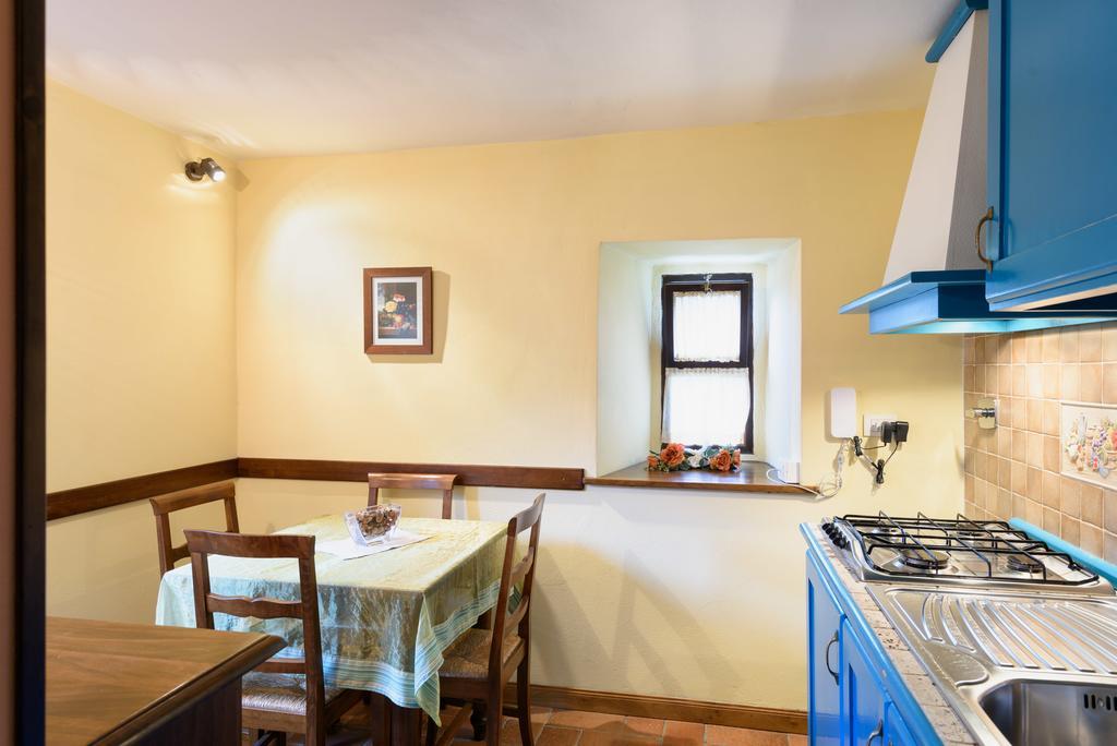 Ortignano Raggiolo Il Borgo Dei Corsi - Charming Holiday Apartments المظهر الخارجي الصورة