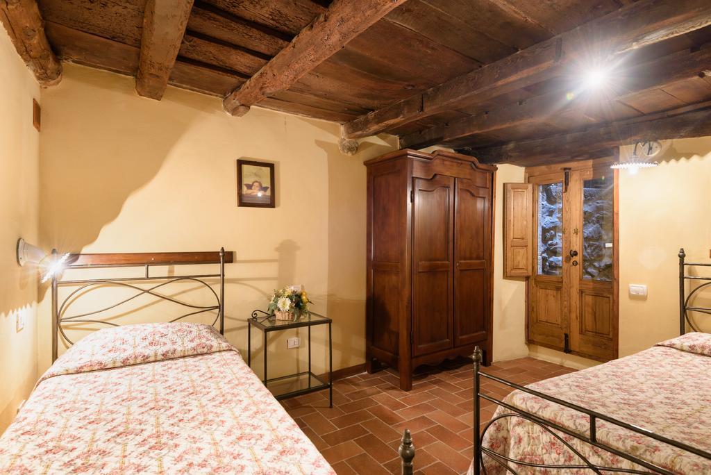 Ortignano Raggiolo Il Borgo Dei Corsi - Charming Holiday Apartments المظهر الخارجي الصورة