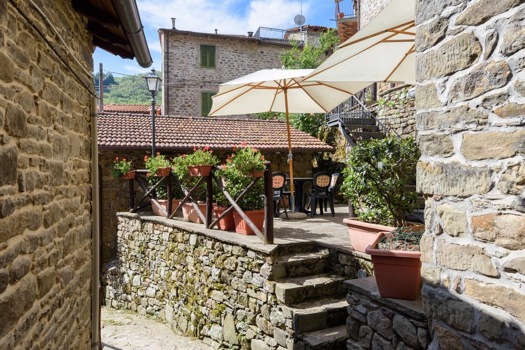 Ortignano Raggiolo Il Borgo Dei Corsi - Charming Holiday Apartments المظهر الخارجي الصورة