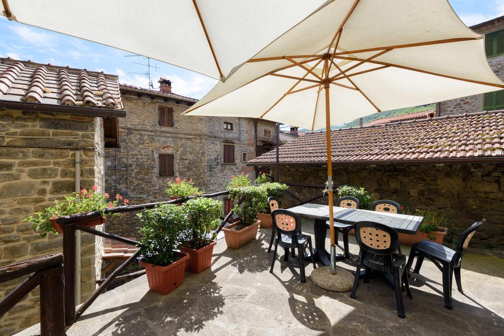 Ortignano Raggiolo Il Borgo Dei Corsi - Charming Holiday Apartments المظهر الخارجي الصورة