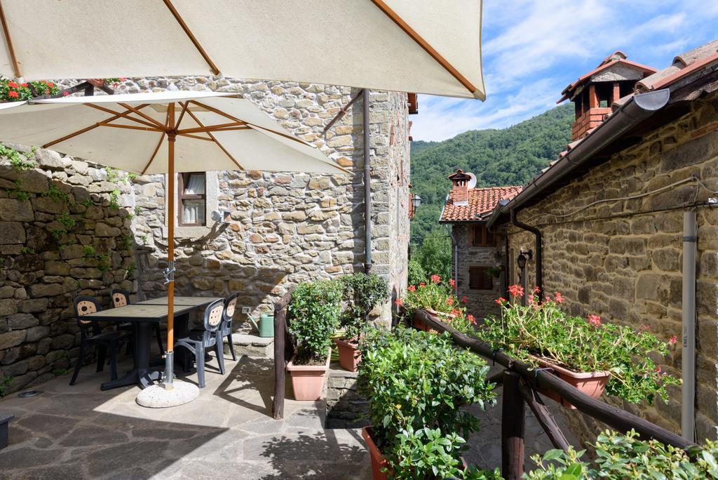 Ortignano Raggiolo Il Borgo Dei Corsi - Charming Holiday Apartments المظهر الخارجي الصورة