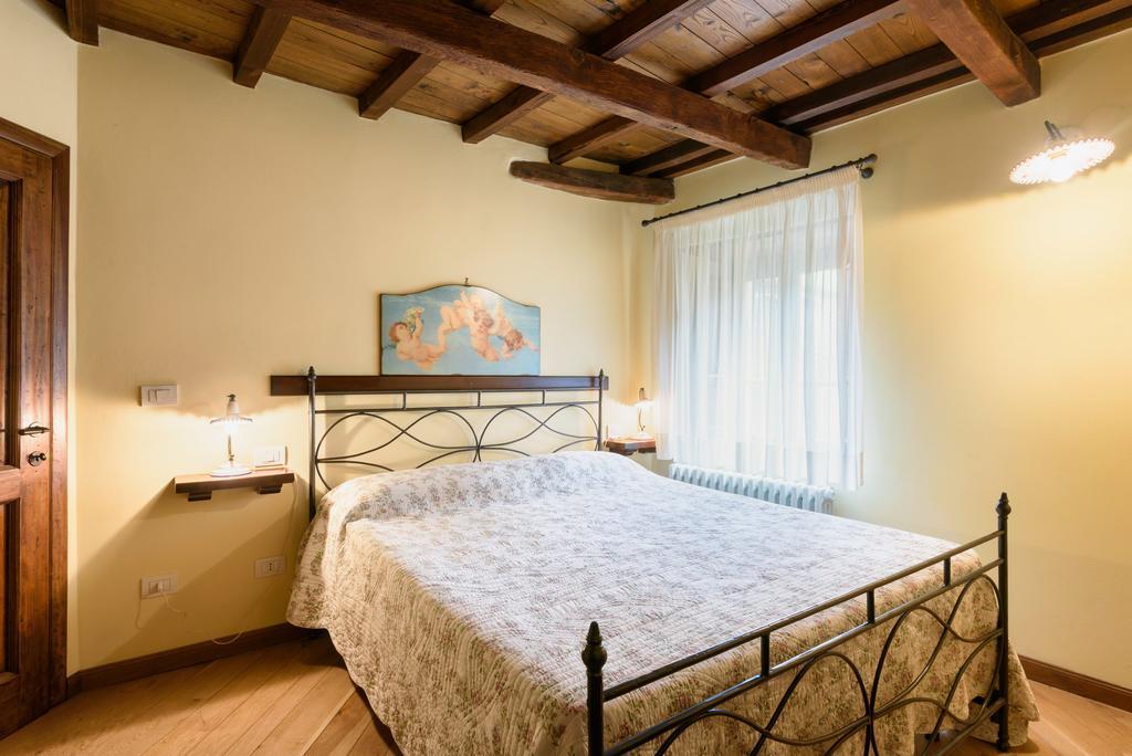 Ortignano Raggiolo Il Borgo Dei Corsi - Charming Holiday Apartments المظهر الخارجي الصورة