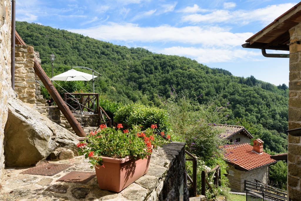 Ortignano Raggiolo Il Borgo Dei Corsi - Charming Holiday Apartments المظهر الخارجي الصورة